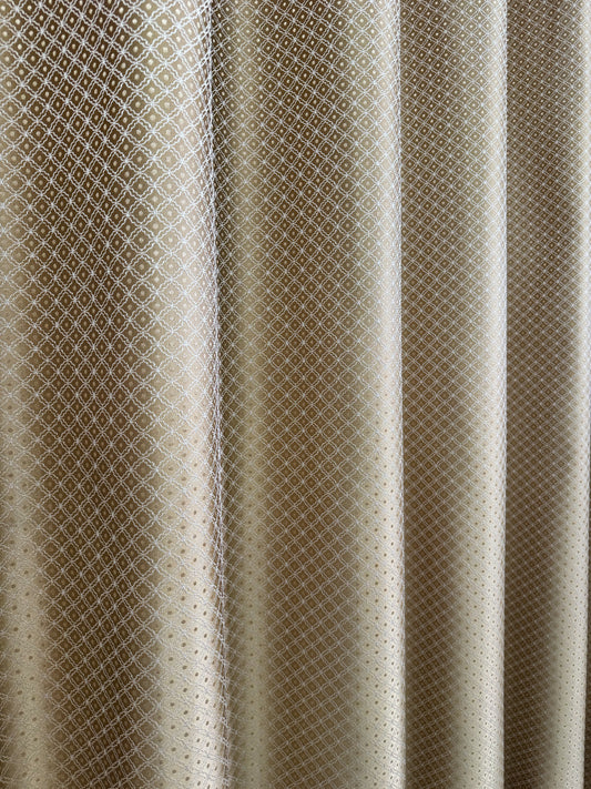 Naktinių užuolaidų audinys